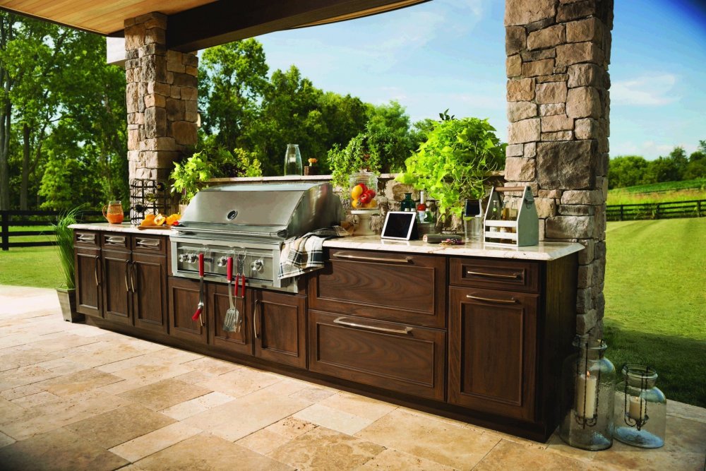 Садовая кухонная мебель от компании Trex (США) – производителя различных групп товаров из ДПК